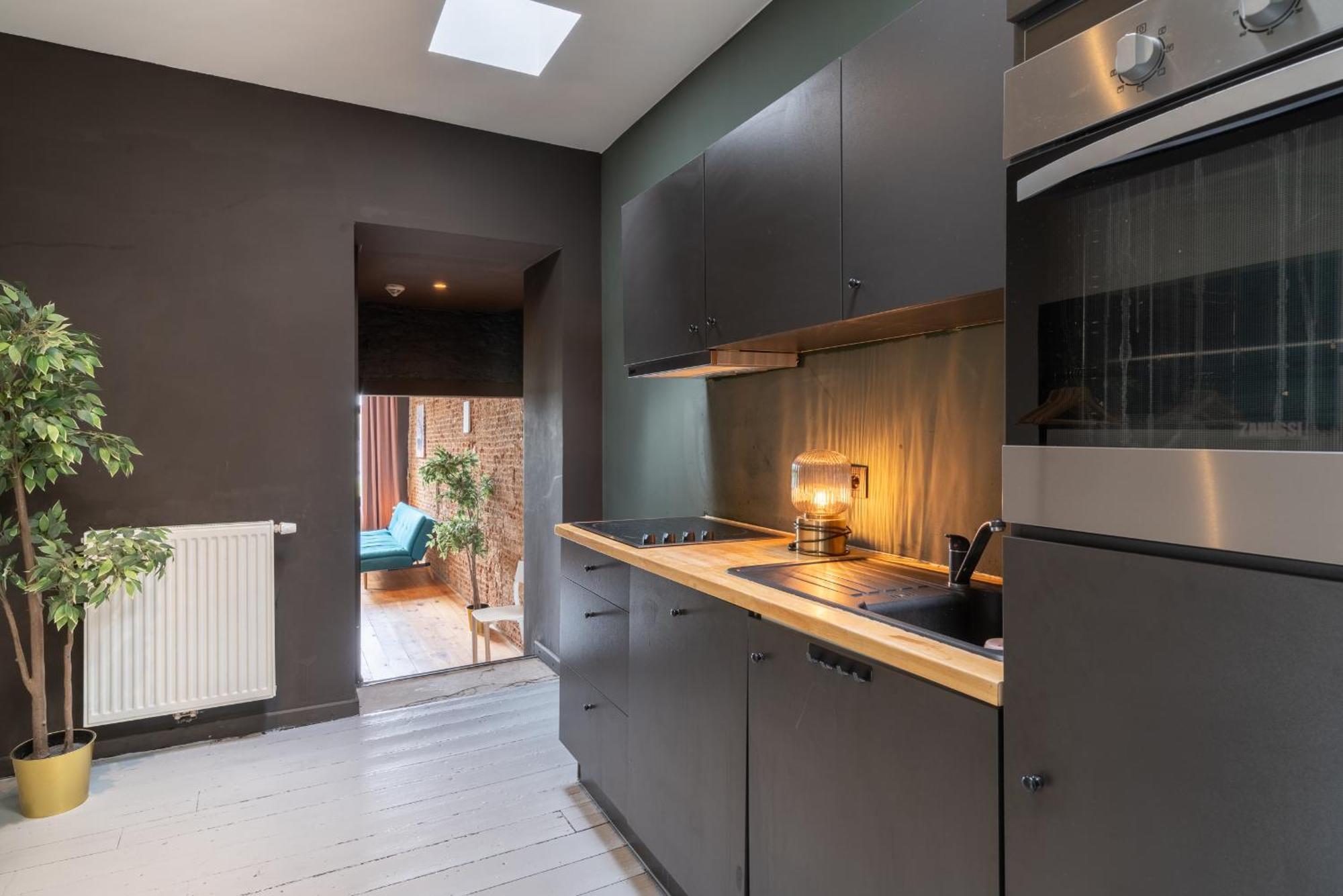 Charming Two-Bedroom River Side Apartment Antwerp Exterior photo