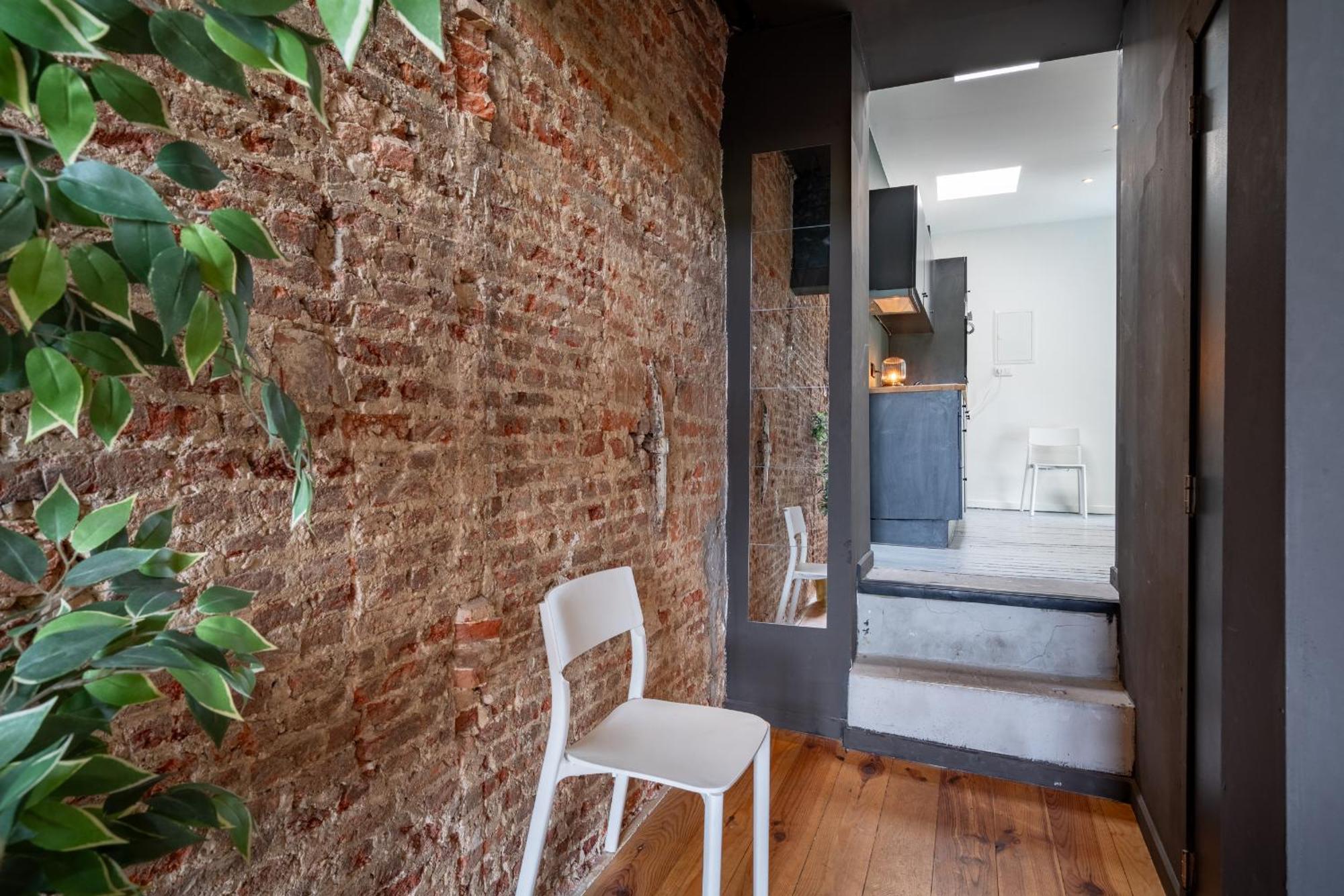 Charming Two-Bedroom River Side Apartment Antwerp Exterior photo